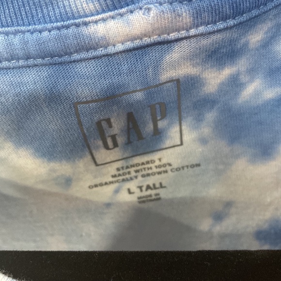 Blue tie dye GAP shirt 💙BRAND NEW WITH TAGS - Picture 4 of 4